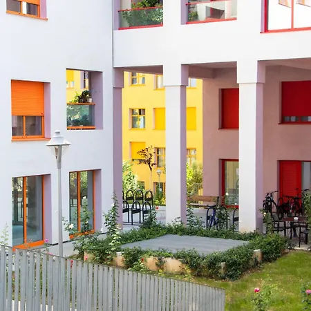 Luxury Apt In Mangalem21 Complex Wifi,Ac Tirana Exterior photo